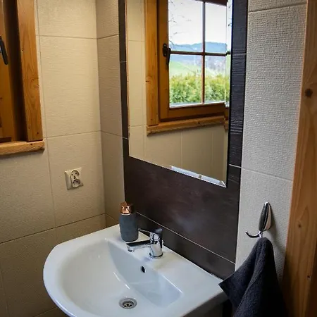 Nad Jeziorem-wodnik * Zarzecze