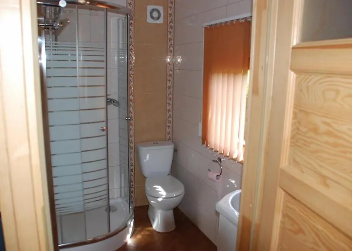 Nad Jeziorem-wodnik Dom wakacyjny Zarzecze (Silesia)