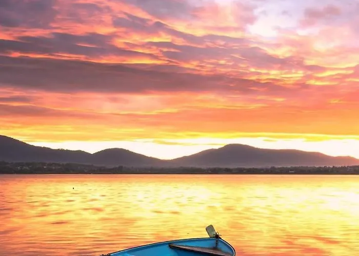 Dom wakacyjny Nad Jeziorem-wodnik Zarzecze (Silesia)