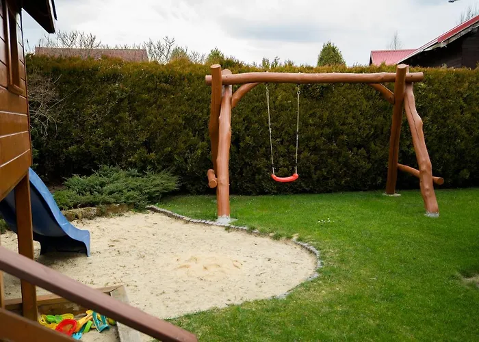 Nad Jeziorem-wodnik Dom wakacyjny