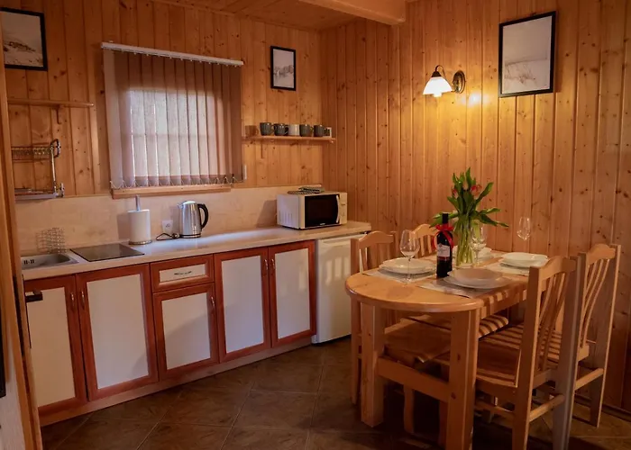 Dom wakacyjny Nad Jeziorem-wodnik Zarzecze (Silesia)